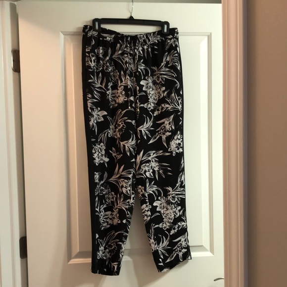 White House Black Market Pants - White House black market pants